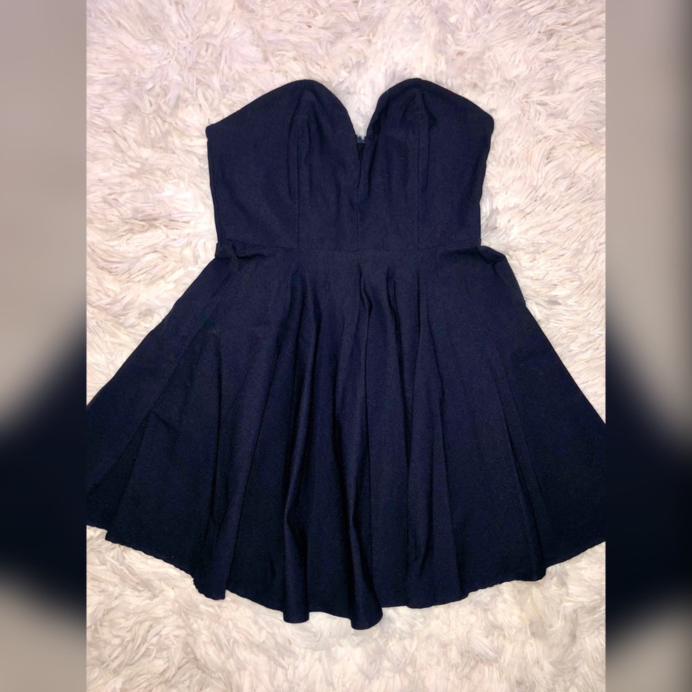 Cleopatra Nasty Gal Dress 💙